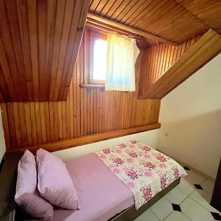 펜션 Scenic Cunda View Duplex With Terrace Near