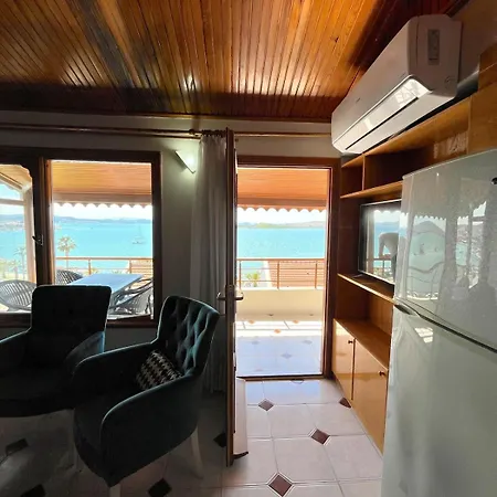 Scenic Cunda View Duplex With Terrace Near 펜션 Ayvalı